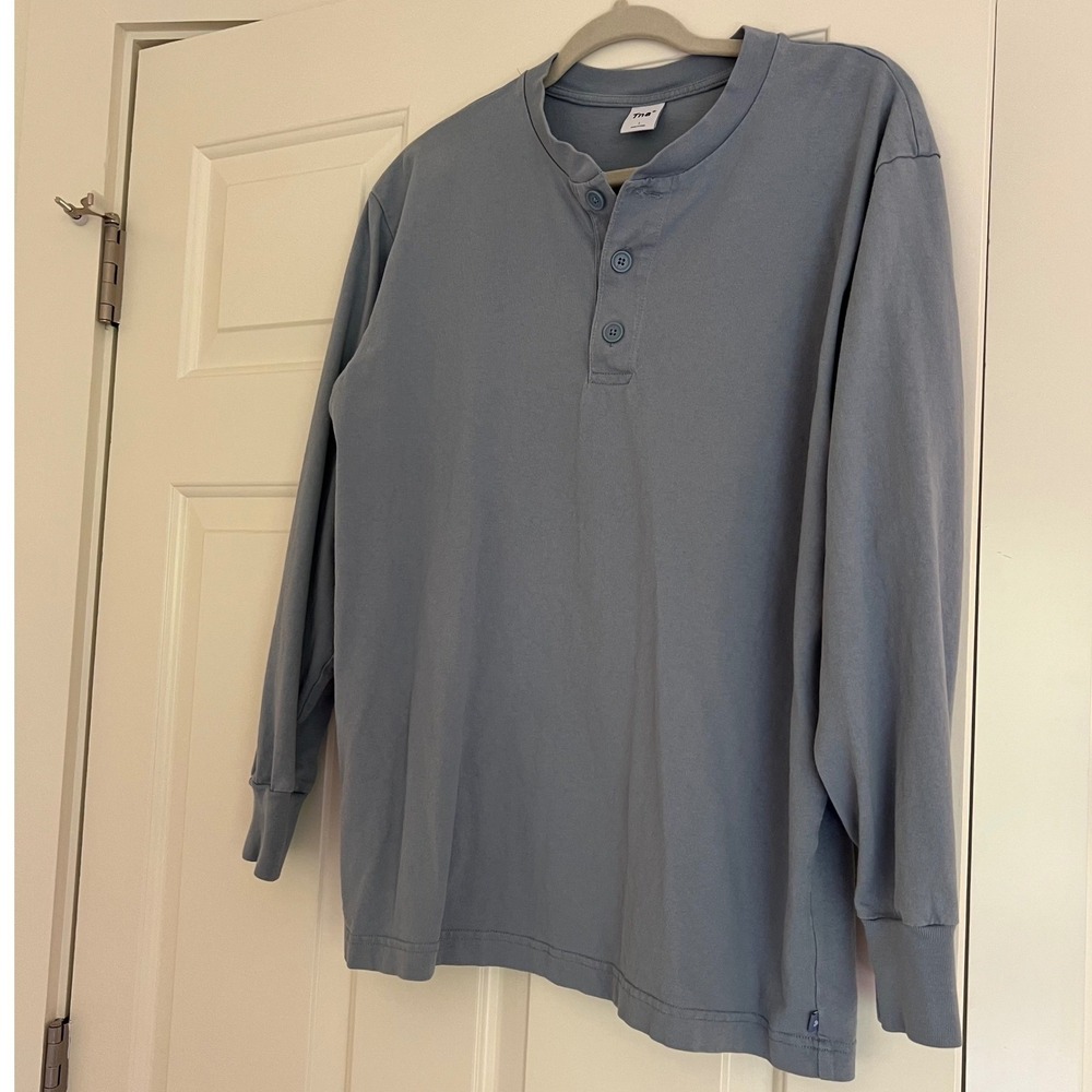 Tna Aritzia Womens Shirt Size 1 Blue Henley Pullover Corbin Long Sleeve Oversize